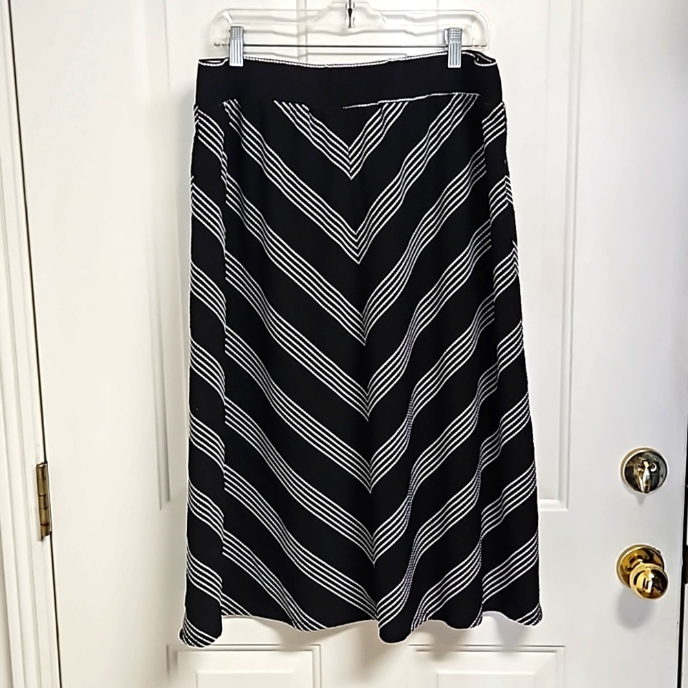 CJ Banks Knit Midi Skirt - Picture 3 of 6